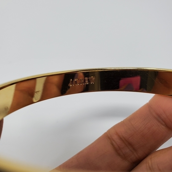 J. Crew Lavender Bangle Bracelet Gold Tone SALE - Picture 2 of 3